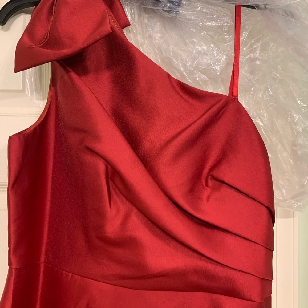 Elegant women dress color Red size  14  Nuw